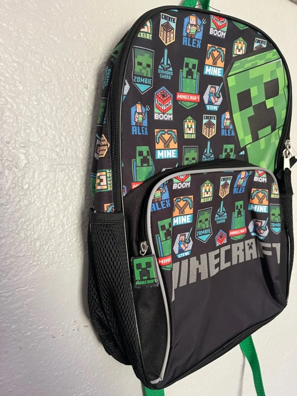 Minecraft Kids Backpack with Green Creeper Graphic - Official - Picture 3 of 8